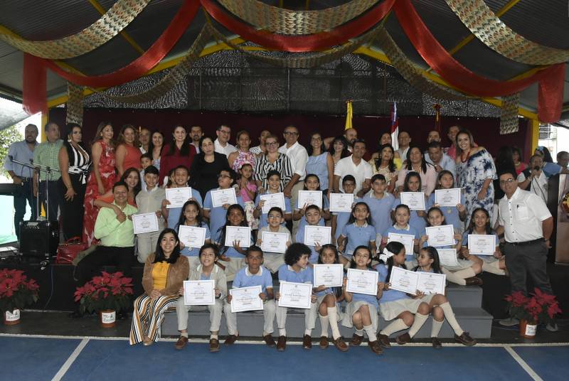 Beneficios COLEGIO INGLES